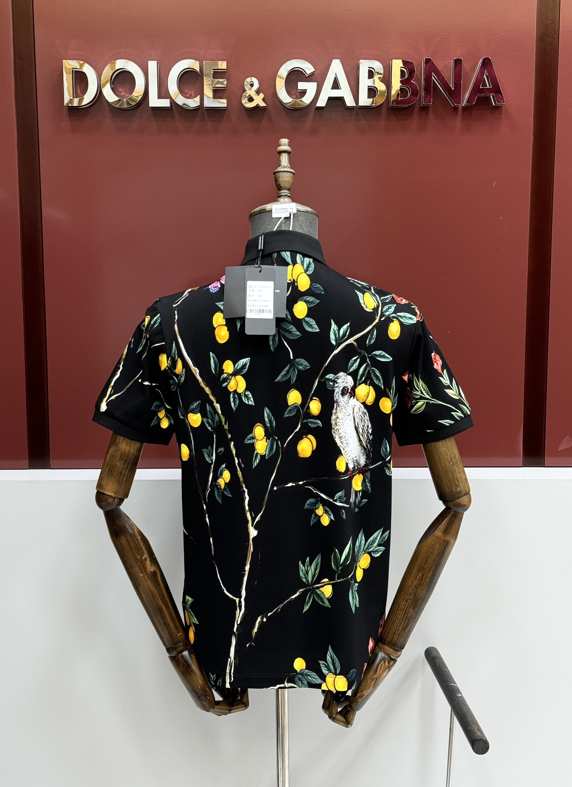 Áo polo Dolce Gabbana DG Đen họa tiết cây quả hoa lá Like Auth 1-1 on web CD MK
